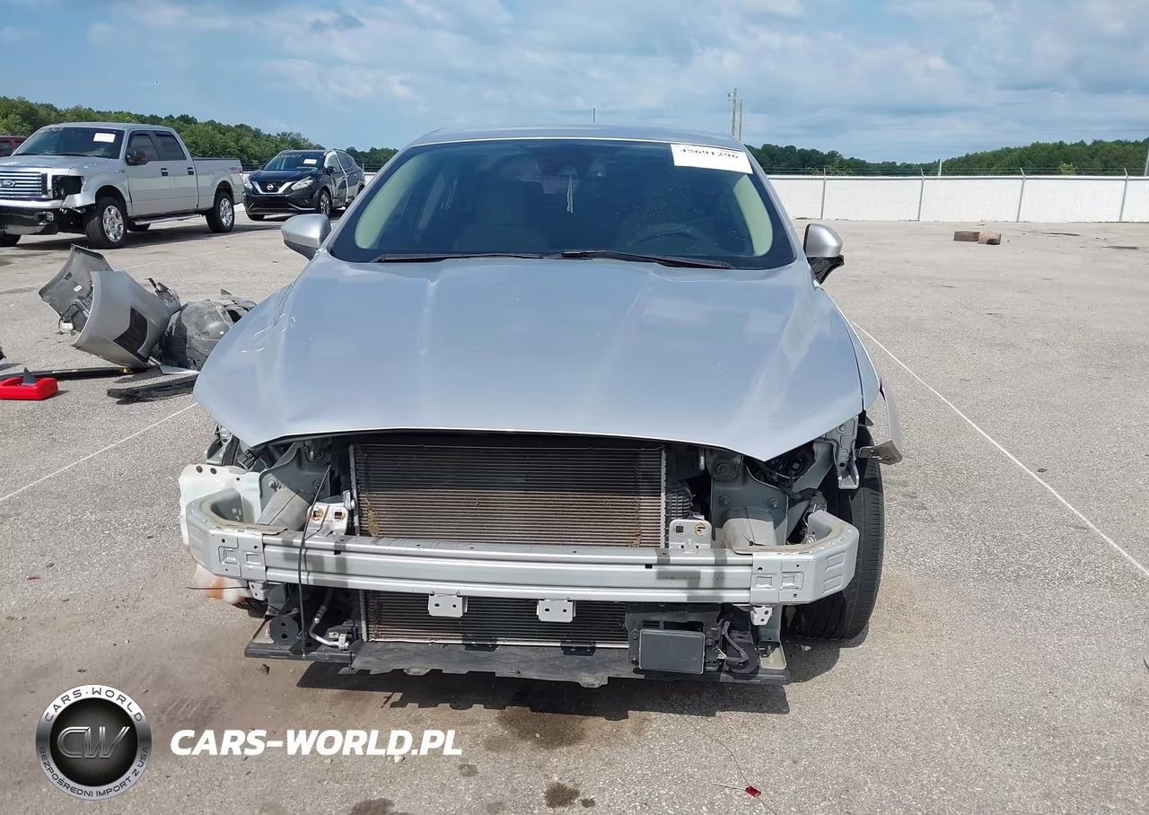 2019 Ford Fusion S VIN:3FA6P0G74KR130428 - 13