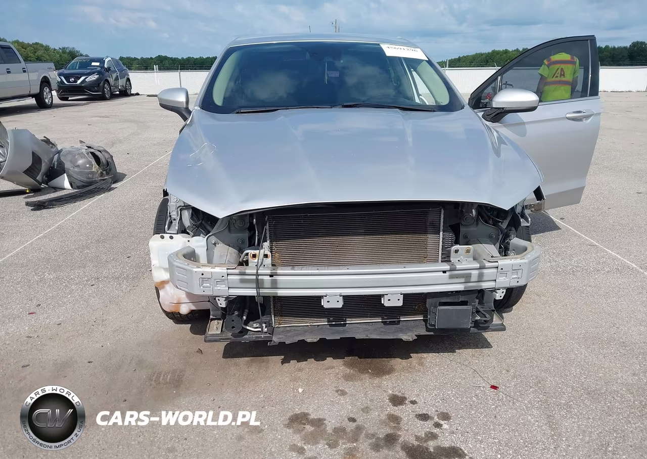 2019 Ford Fusion S VIN:3FA6P0G74KR130428 - 6