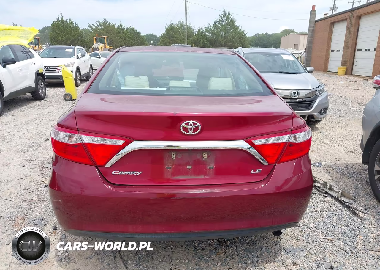 2015 Toyota Camry Le VIN:4T1BF1FK3FU903276 - 16