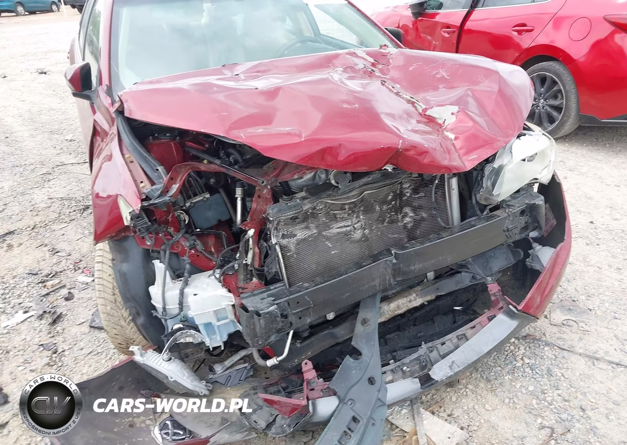 2015 Toyota Camry Le VIN:4T1BF1FK3FU903276 - 17
