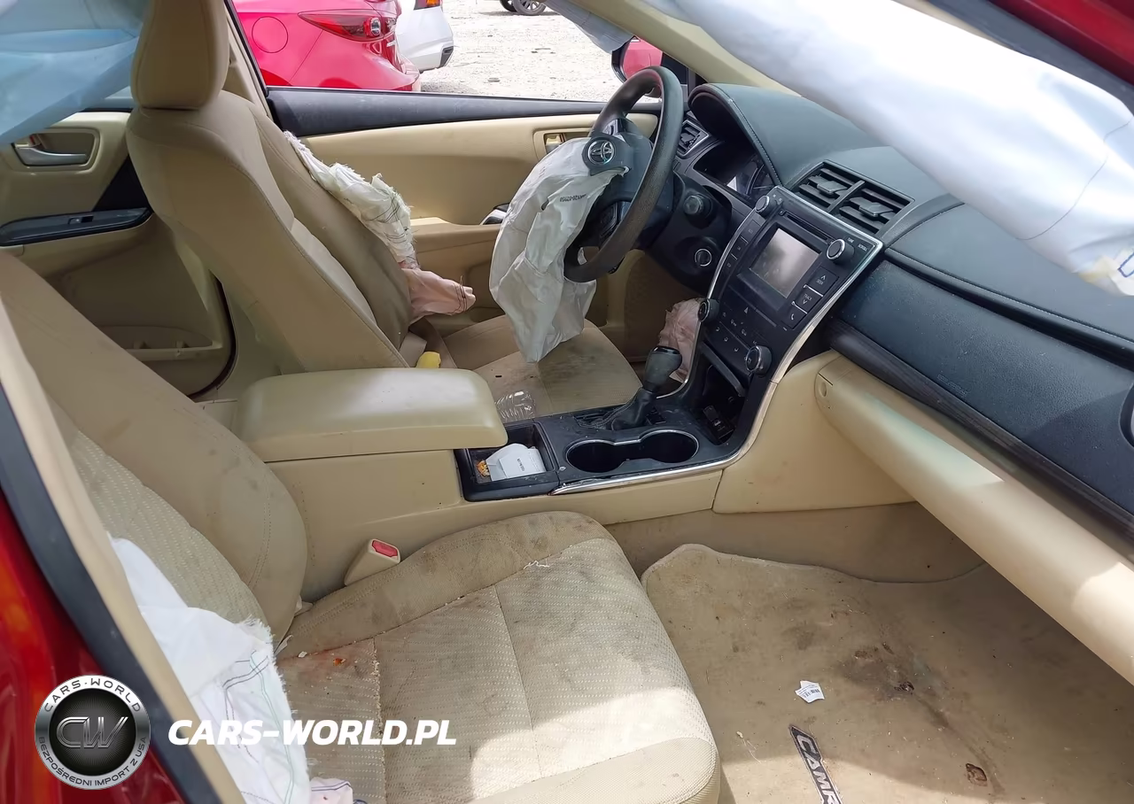 2015 Toyota Camry Le VIN:4T1BF1FK3FU903276 - 5