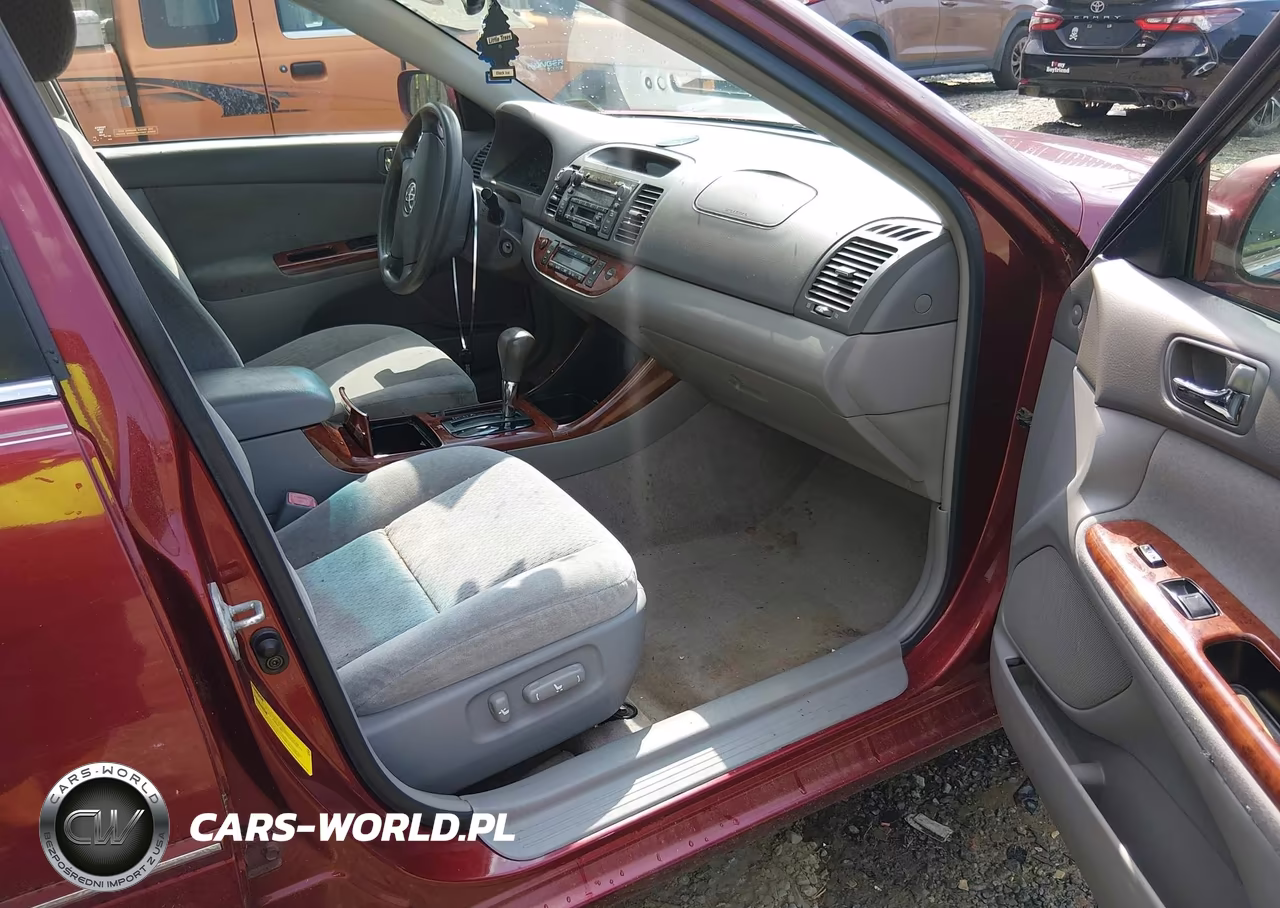 2004 Toyota Camry Xle VIN:4T1BE30K44U277368 - 5