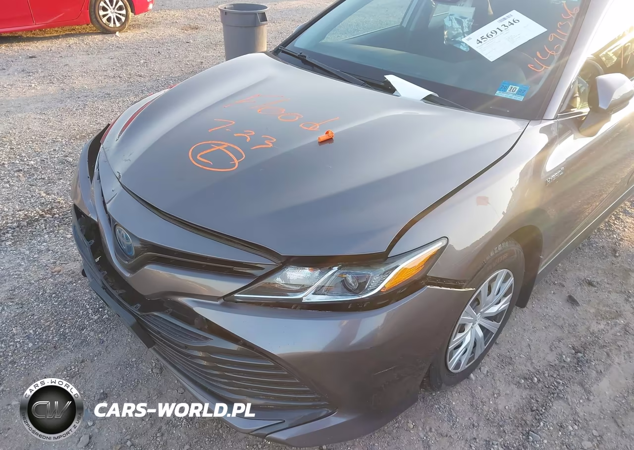 2020 Toyota Camry Le Hybrid VIN:4T1C31AK0LU530116 - 13