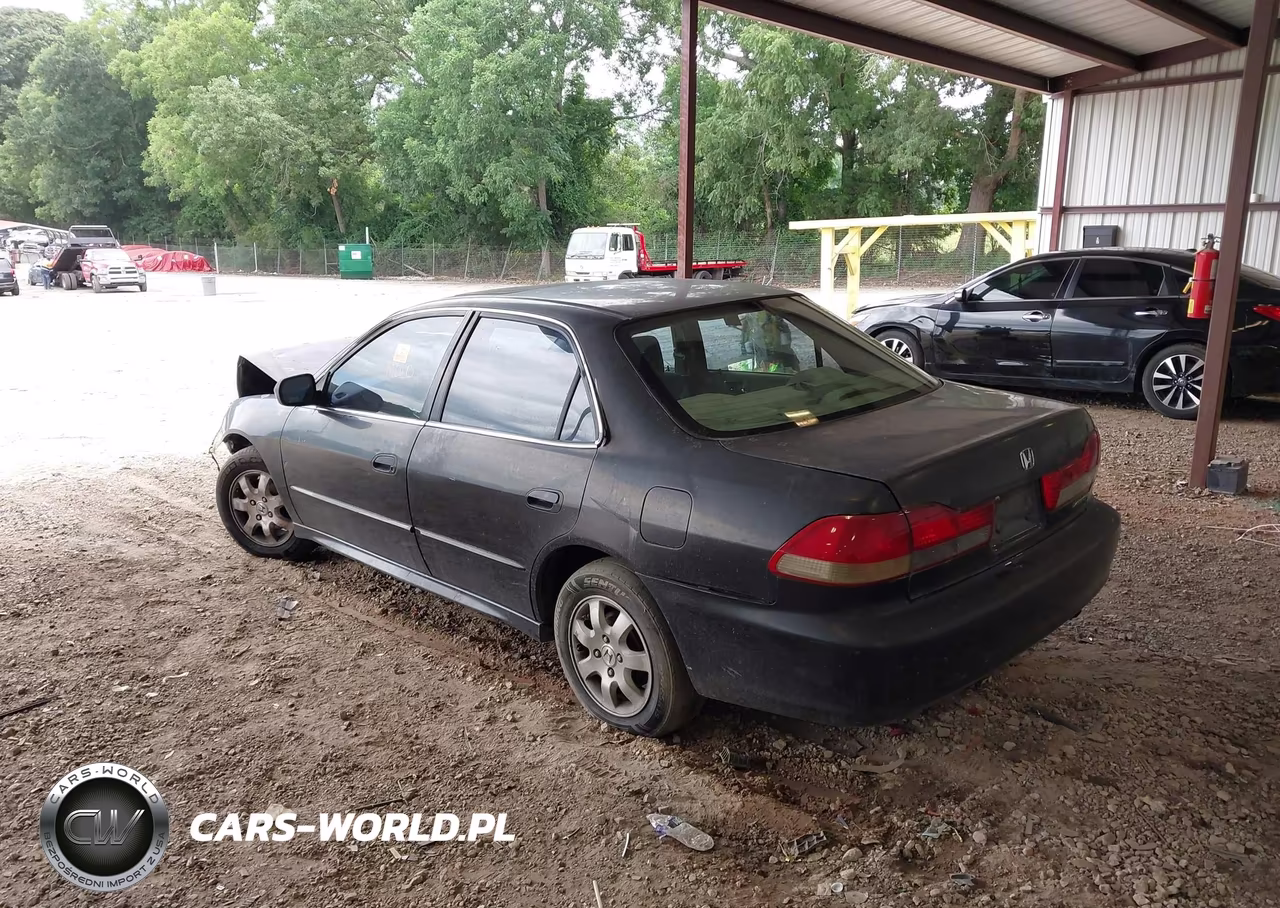 2002 Honda Accord VIN:1HGCG66802A106617 - 3