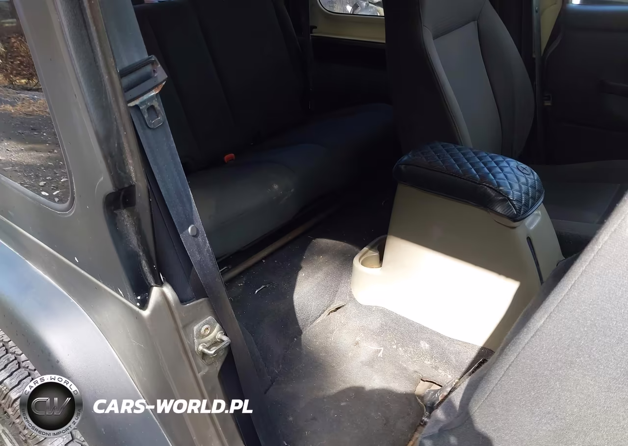 JEEP WRANGLER X VIN:1J4FA39S54P793073 - 8