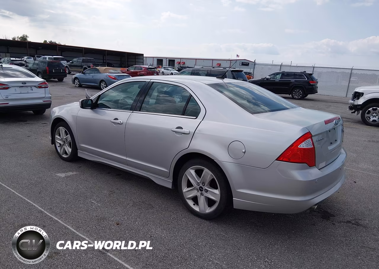 2012 Ford Fusion Sport VIN:3FAHP0DC3CR172102 - 3