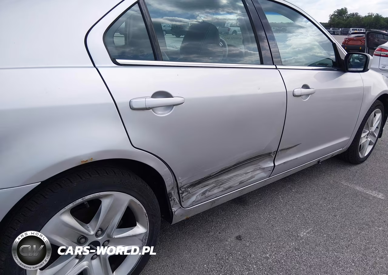 2012 Ford Fusion Sport VIN:3FAHP0DC3CR172102 - 6
