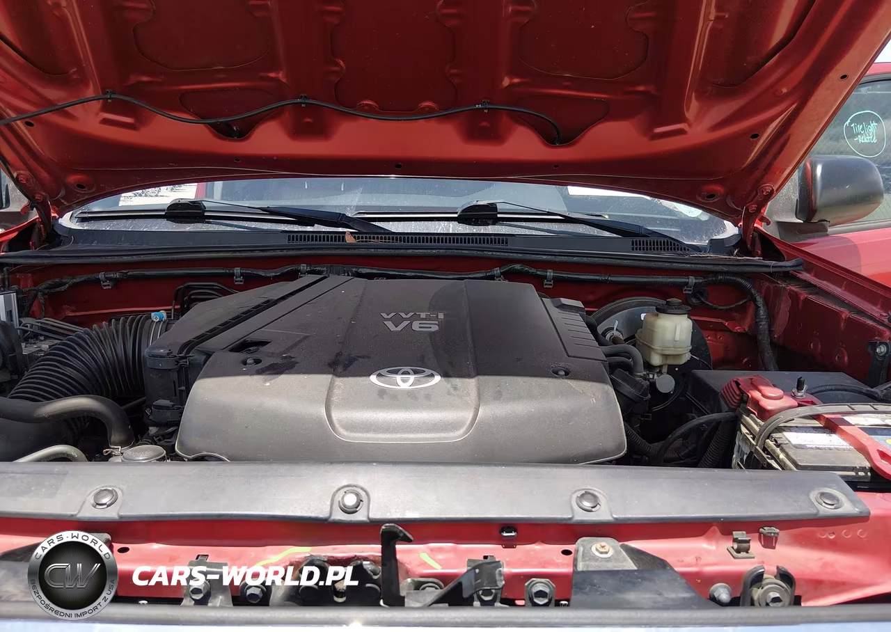 2014 Toyota Tacoma Prerunner V6 VIN:3TMJU4GN1EM169689 - 10