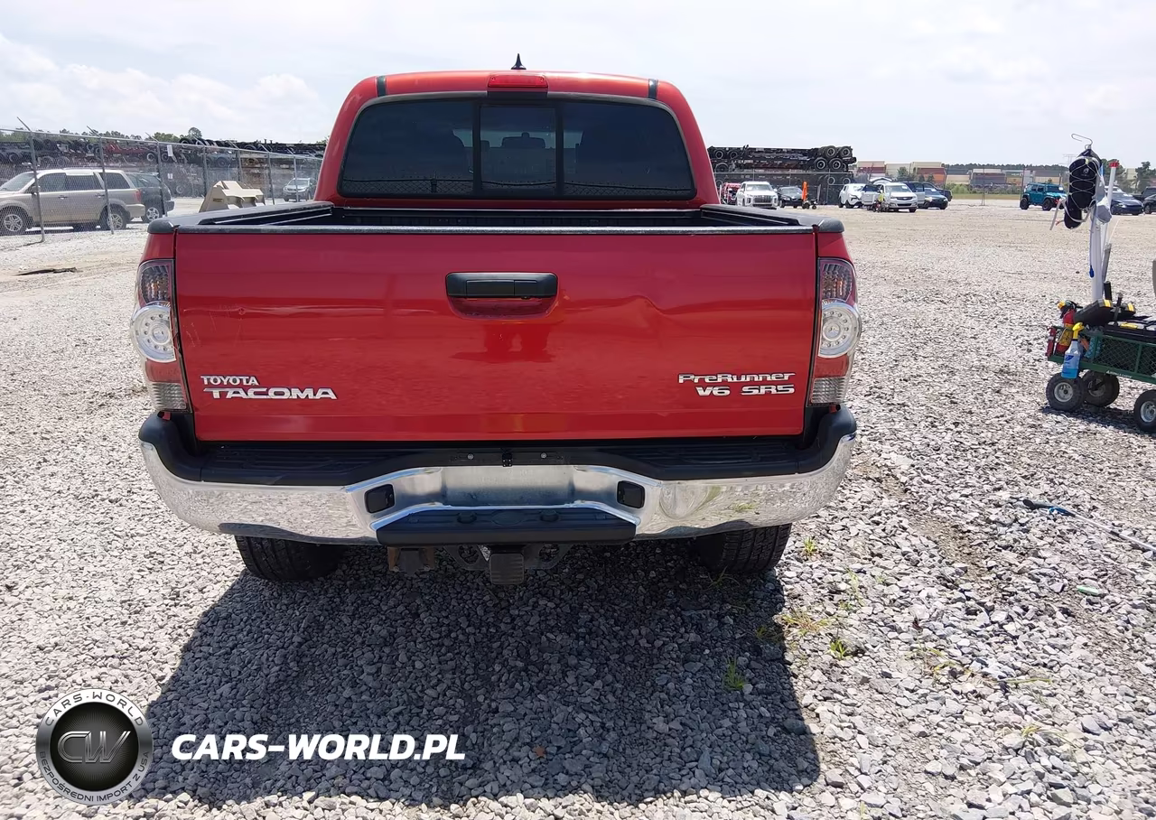 2014 Toyota Tacoma Prerunner V6 VIN:3TMJU4GN1EM169689 - 17