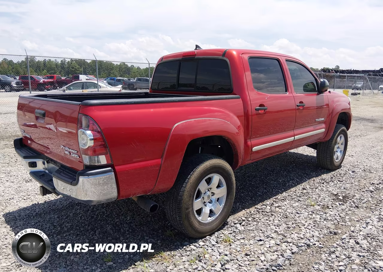2014 Toyota Tacoma Prerunner V6 VIN:3TMJU4GN1EM169689 - 4
