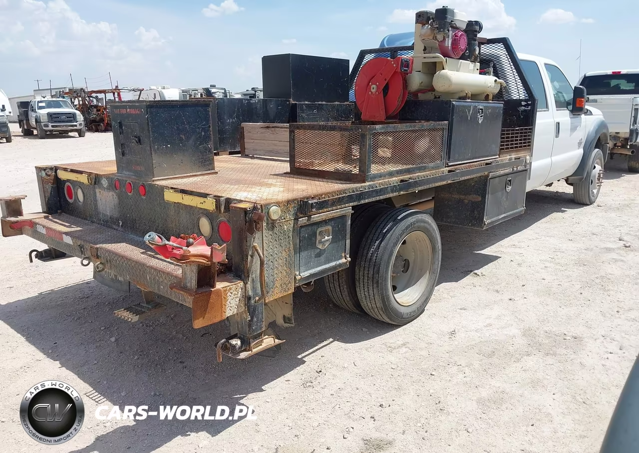 2015 Ford F-450 Chassis Xl VIN:1FD0W4HTXFEB82060 - 4