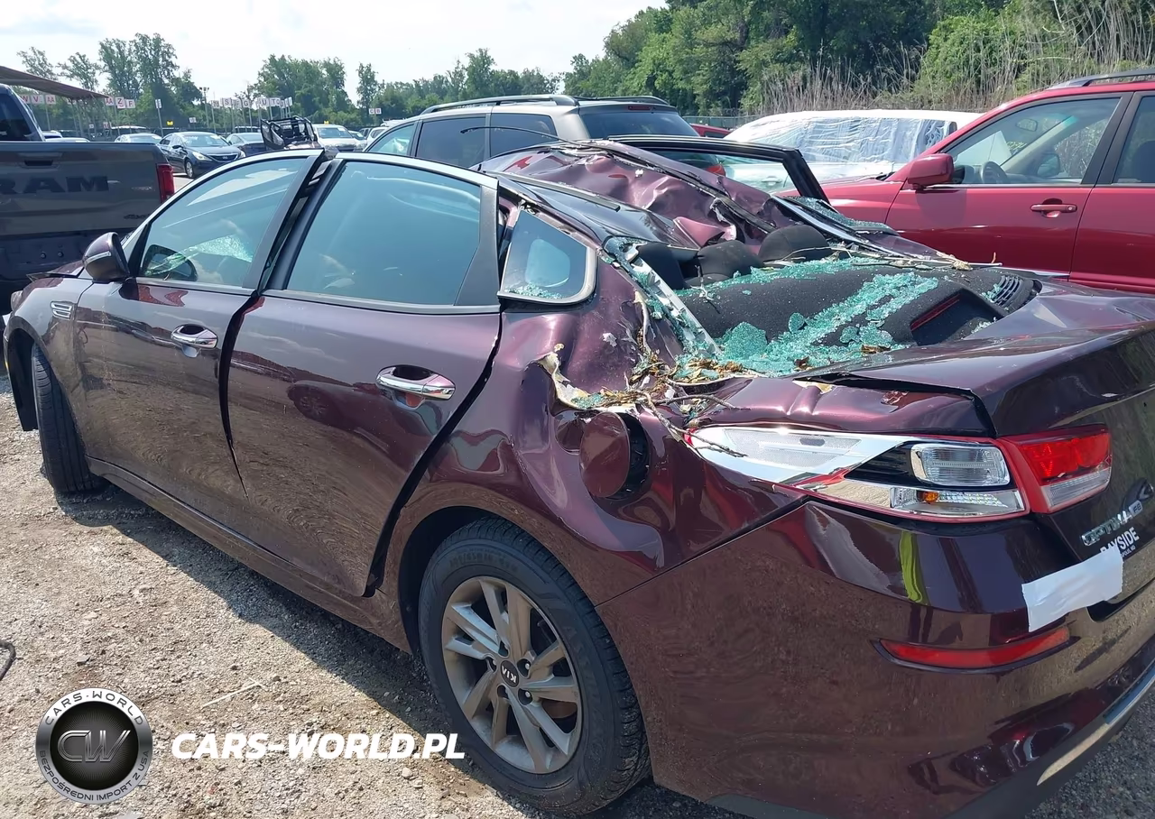 2019 Kia Optima Lx VIN:5XXGT4L39KG339893 - 19