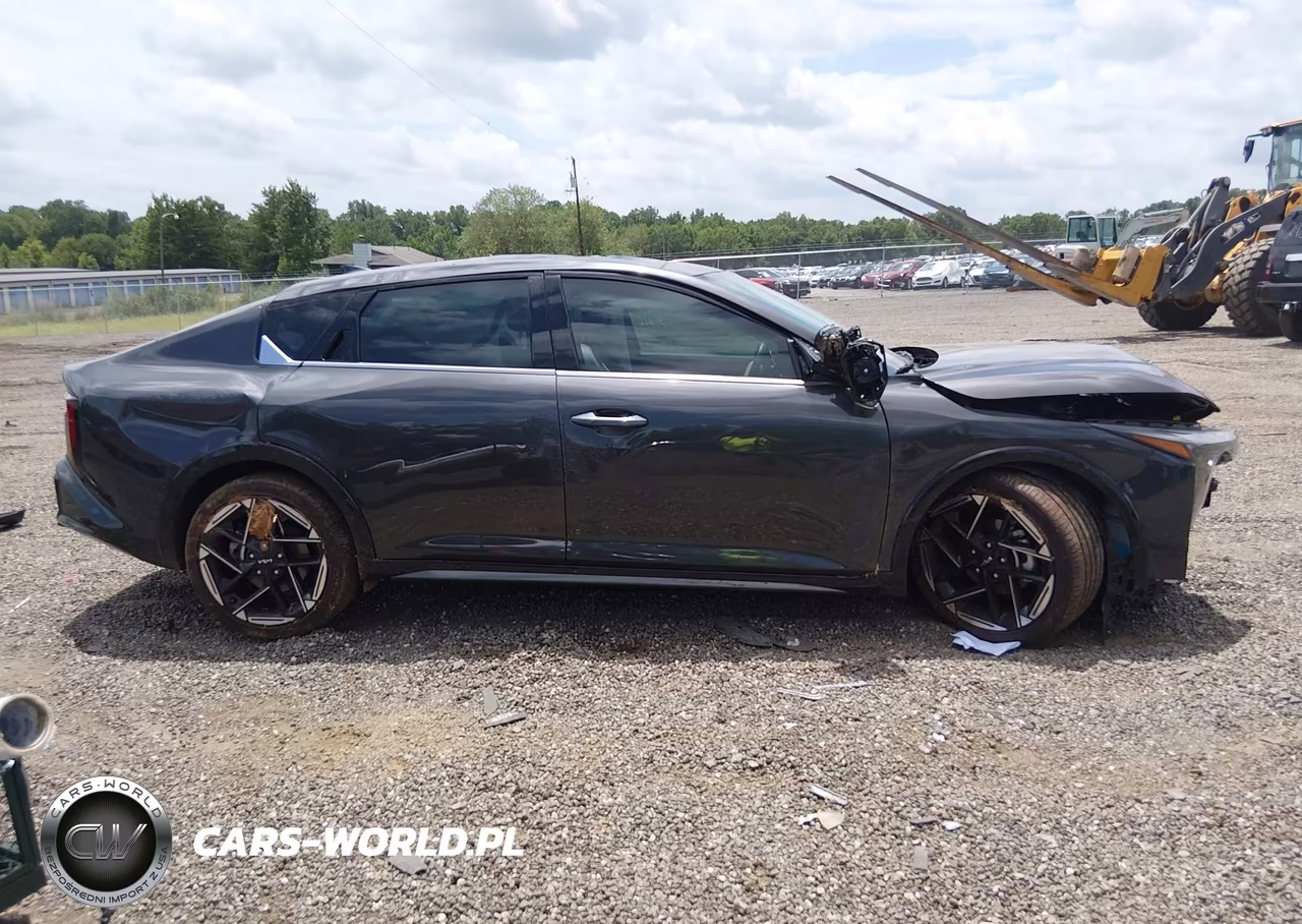 2025 Kia K4 Gt-Line VIN:3KPFW4DE9SE151483 - 14