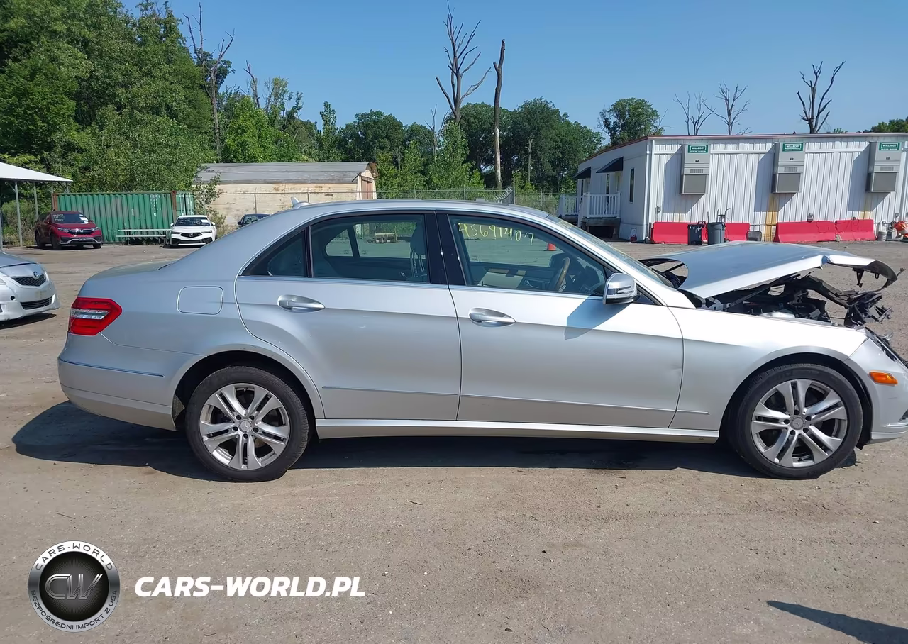 2011 Mercedes-Benz E 350 4Matic VIN:WDDHF8HBXBA351880 - 13