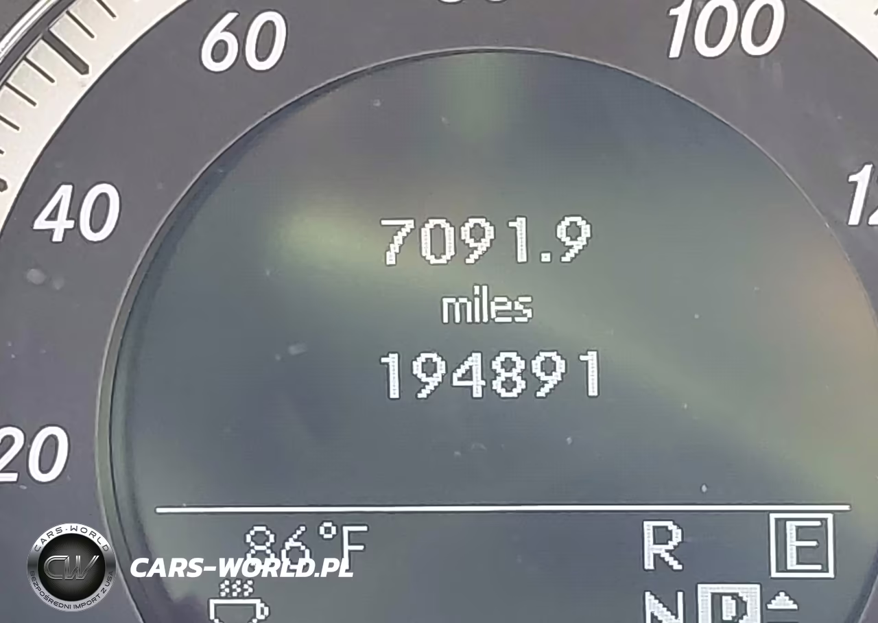 2011 Mercedes-Benz E 350 4Matic VIN:WDDHF8HBXBA351880 - 15