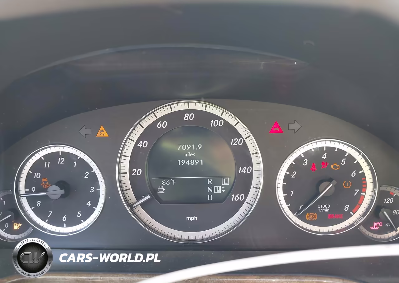 2011 Mercedes-Benz E 350 4Matic VIN:WDDHF8HBXBA351880 - 7
