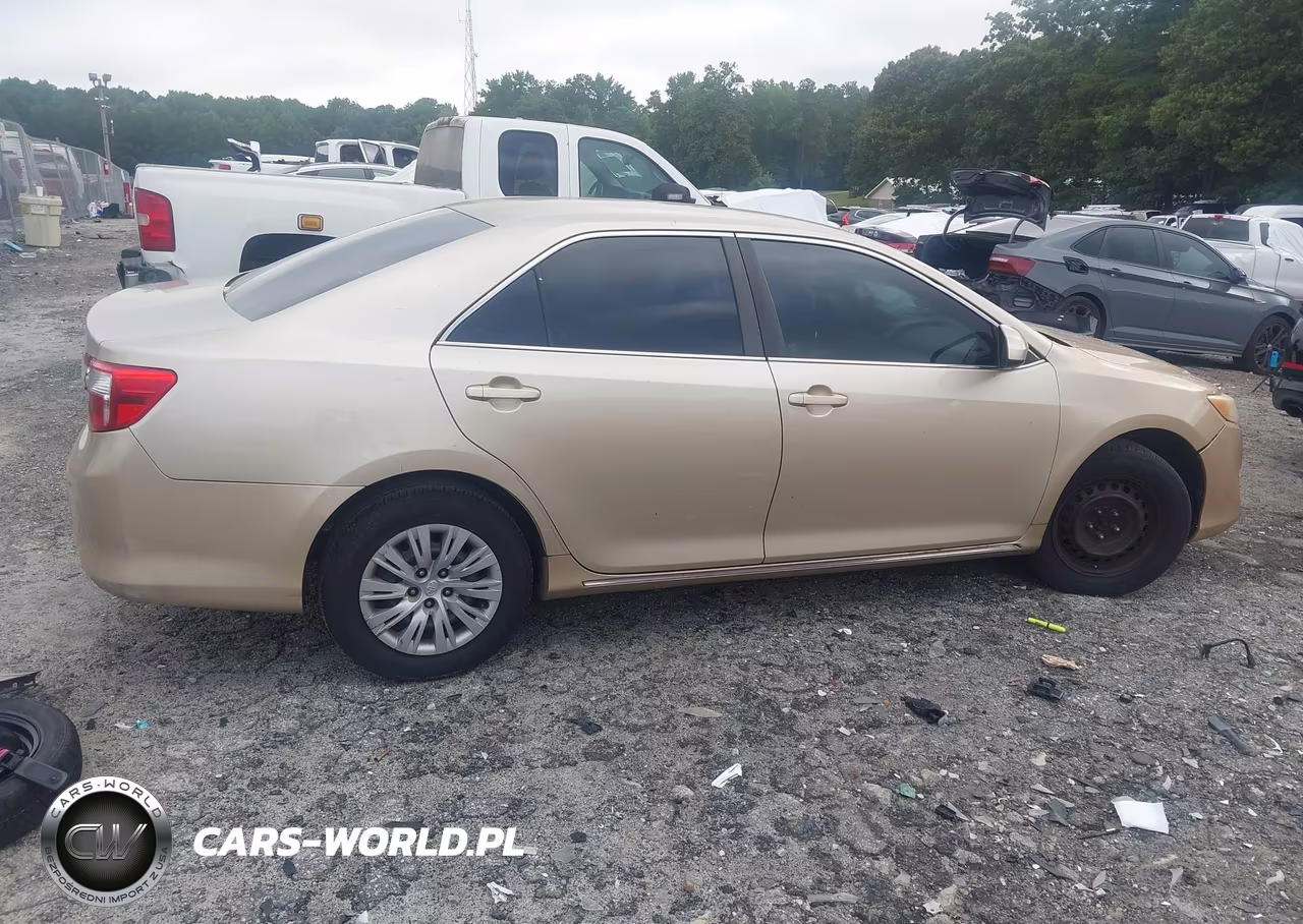 2012 Toyota Camry Le VIN:4T1BF1FK3CU168830 - 13
