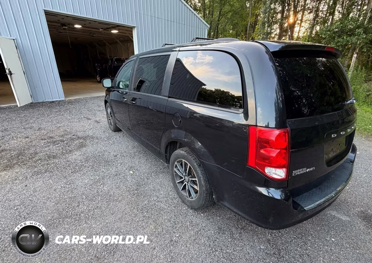 2018 Dodge Grand Caravan Gt VIN:2C4RDGEG3JR344438 - 3