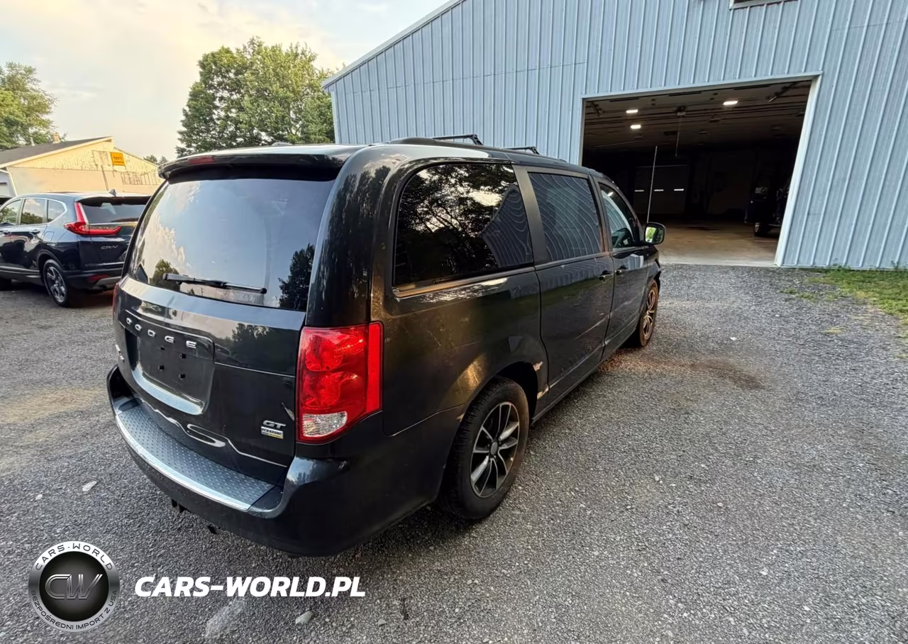 2018 Dodge Grand Caravan Gt VIN:2C4RDGEG3JR344438 - 4