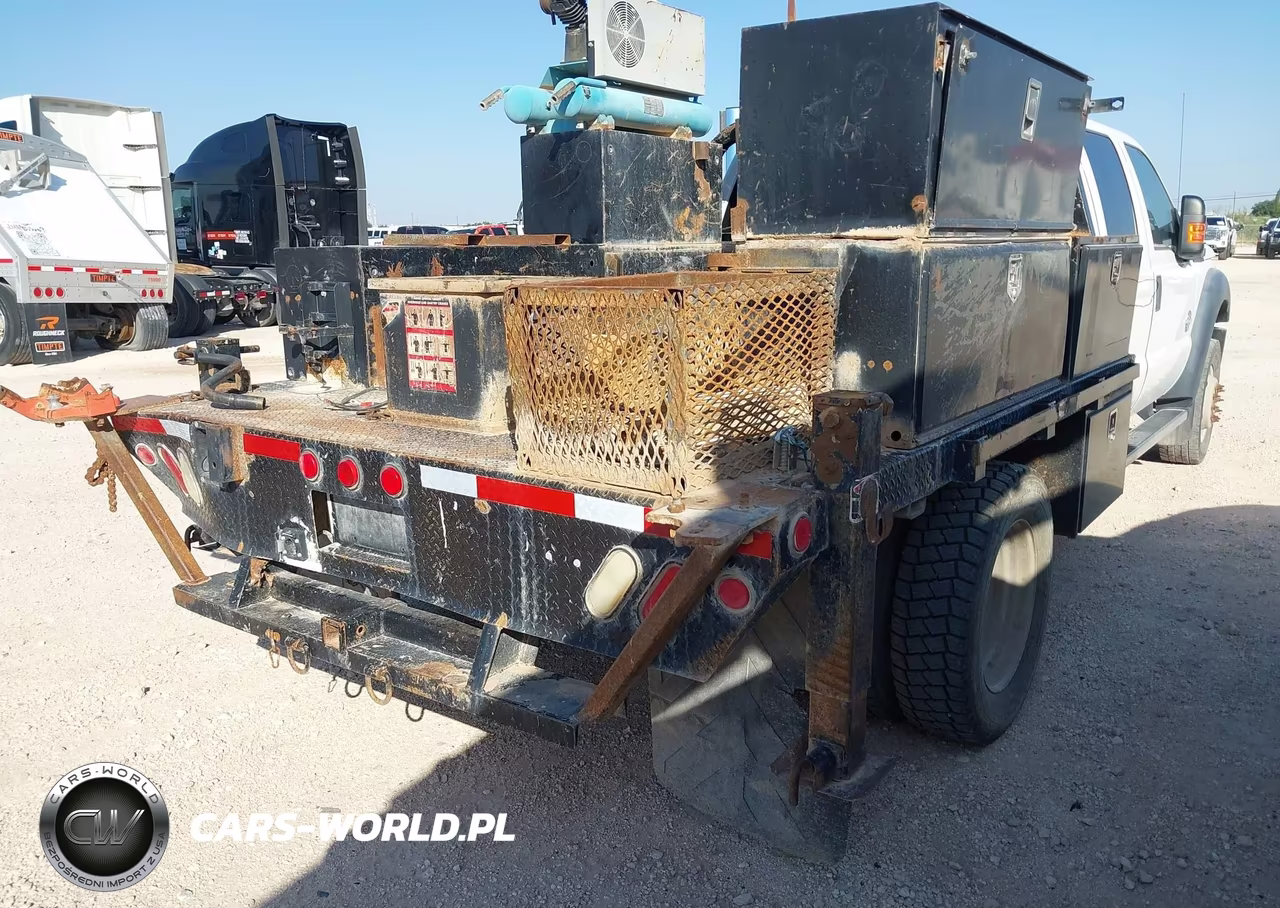 2016 Ford F-550 Chassis Xl VIN:1FD0W5HT5GEA83640 - 4