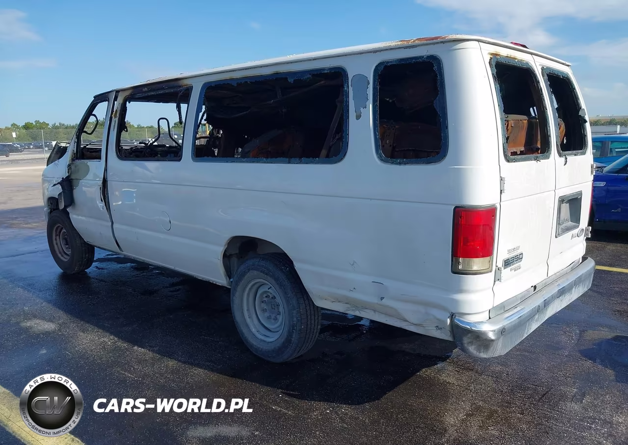 2013 Ford E-350 Super Duty Xl VIN:1FBSS3BL7DDA24682 - 3