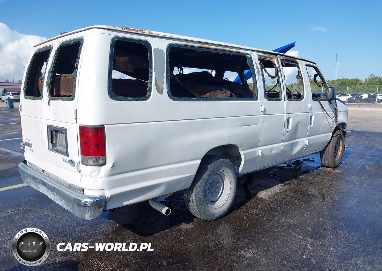 2013 Ford E-350 Super Duty Xl VIN:1FBSS3BL7DDA24682 - 4