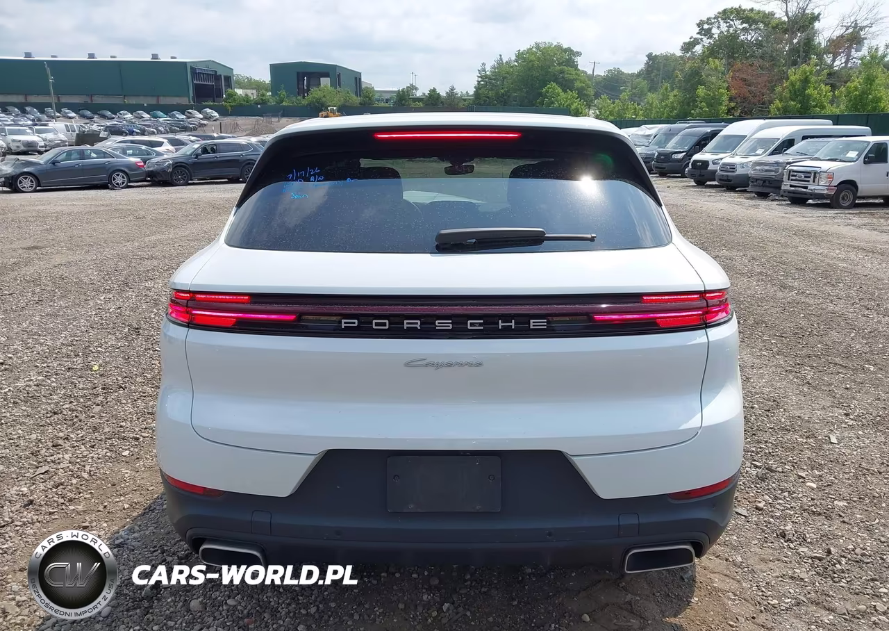 2024 Porsche Cayenne VIN:WP1AA2AY6RDA12126 - 16