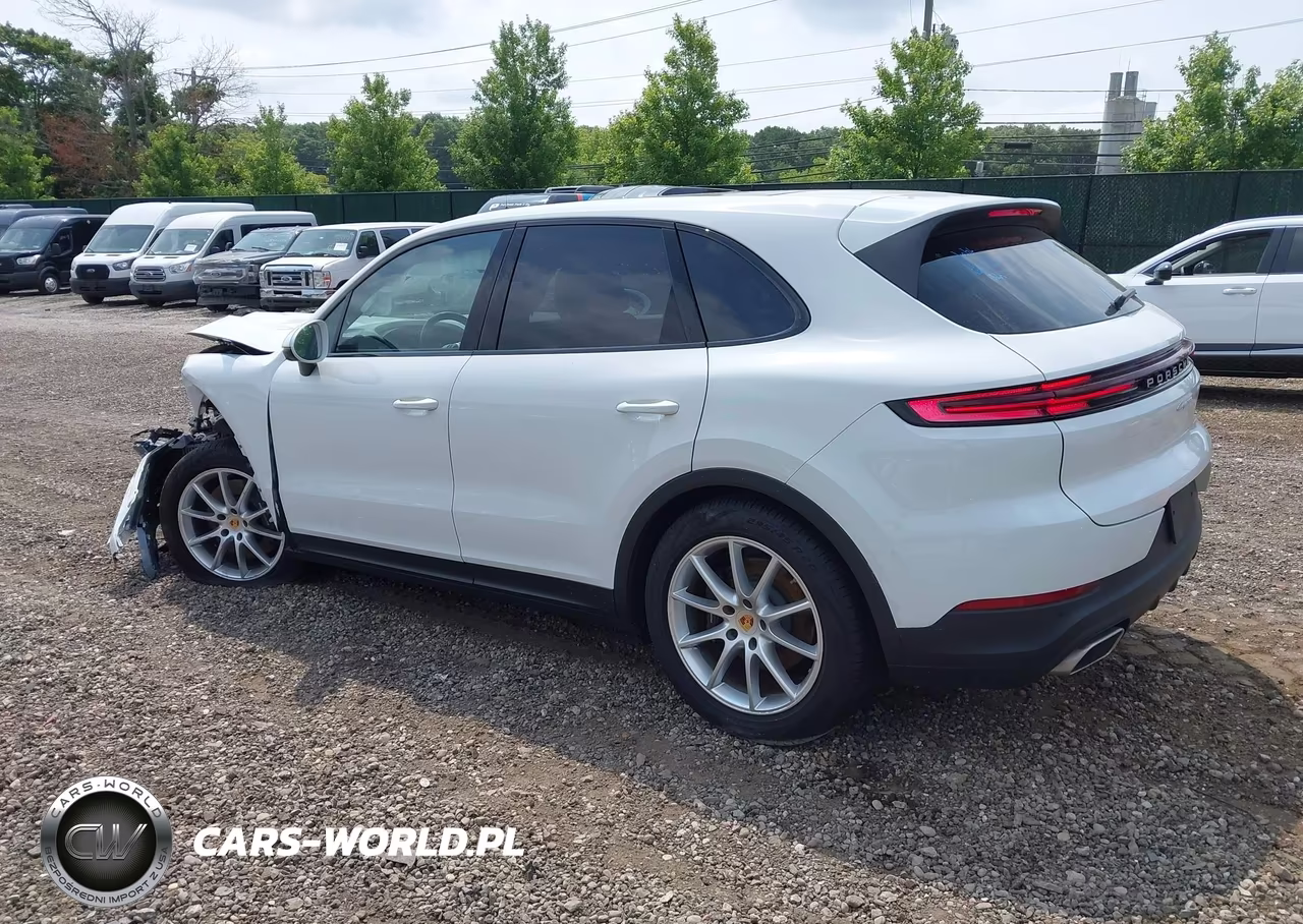 2024 Porsche Cayenne VIN:WP1AA2AY6RDA12126 - 3