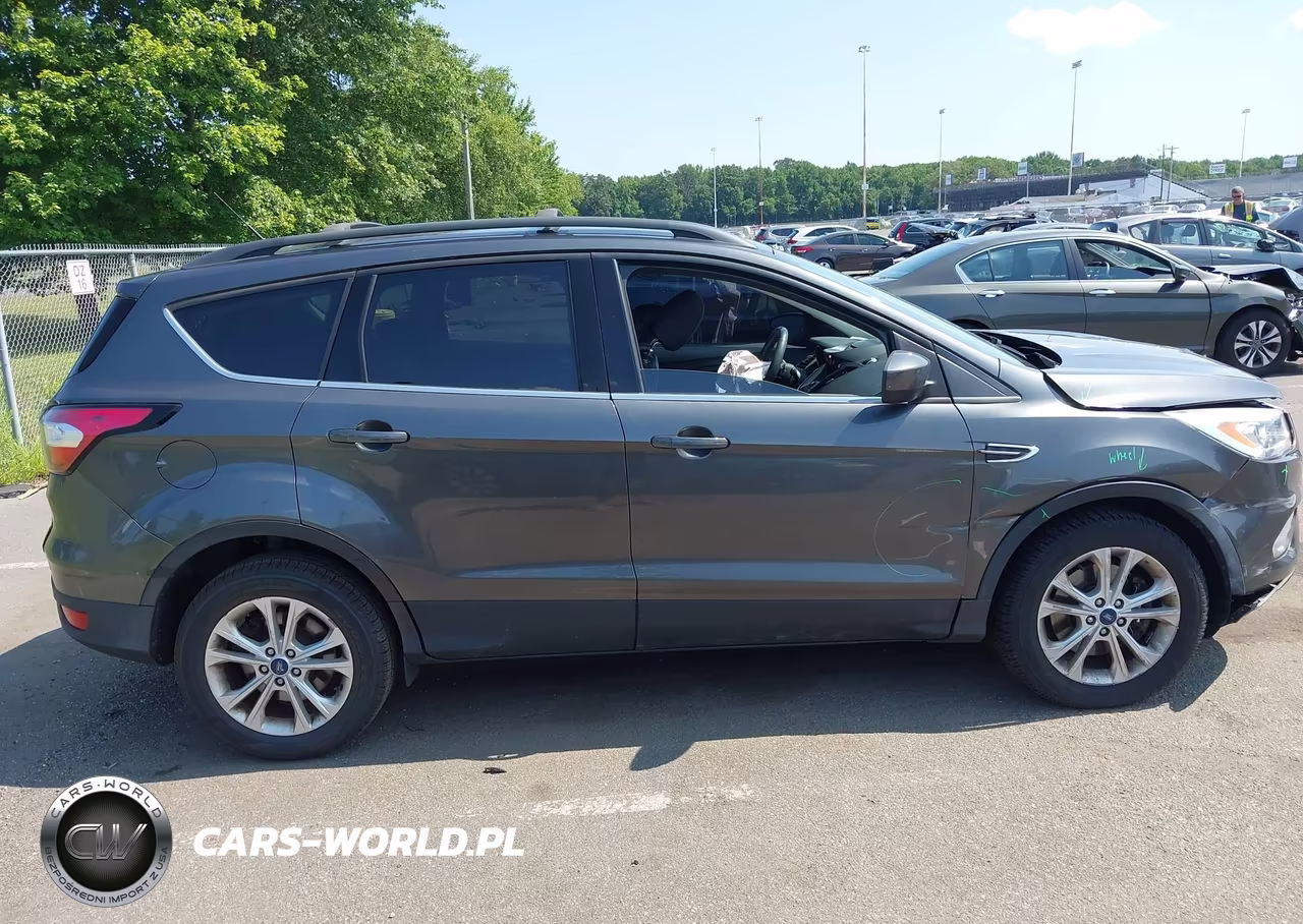 2017 Ford Escape Se VIN:1FMCU9GD7HUD72045 - 13