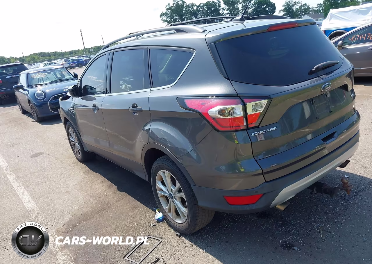 2017 Ford Escape Se VIN:1FMCU9GD7HUD72045 - 3
