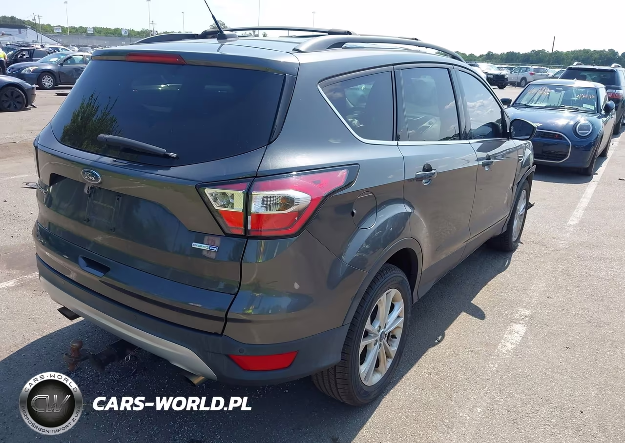 2017 Ford Escape Se VIN:1FMCU9GD7HUD72045 - 4