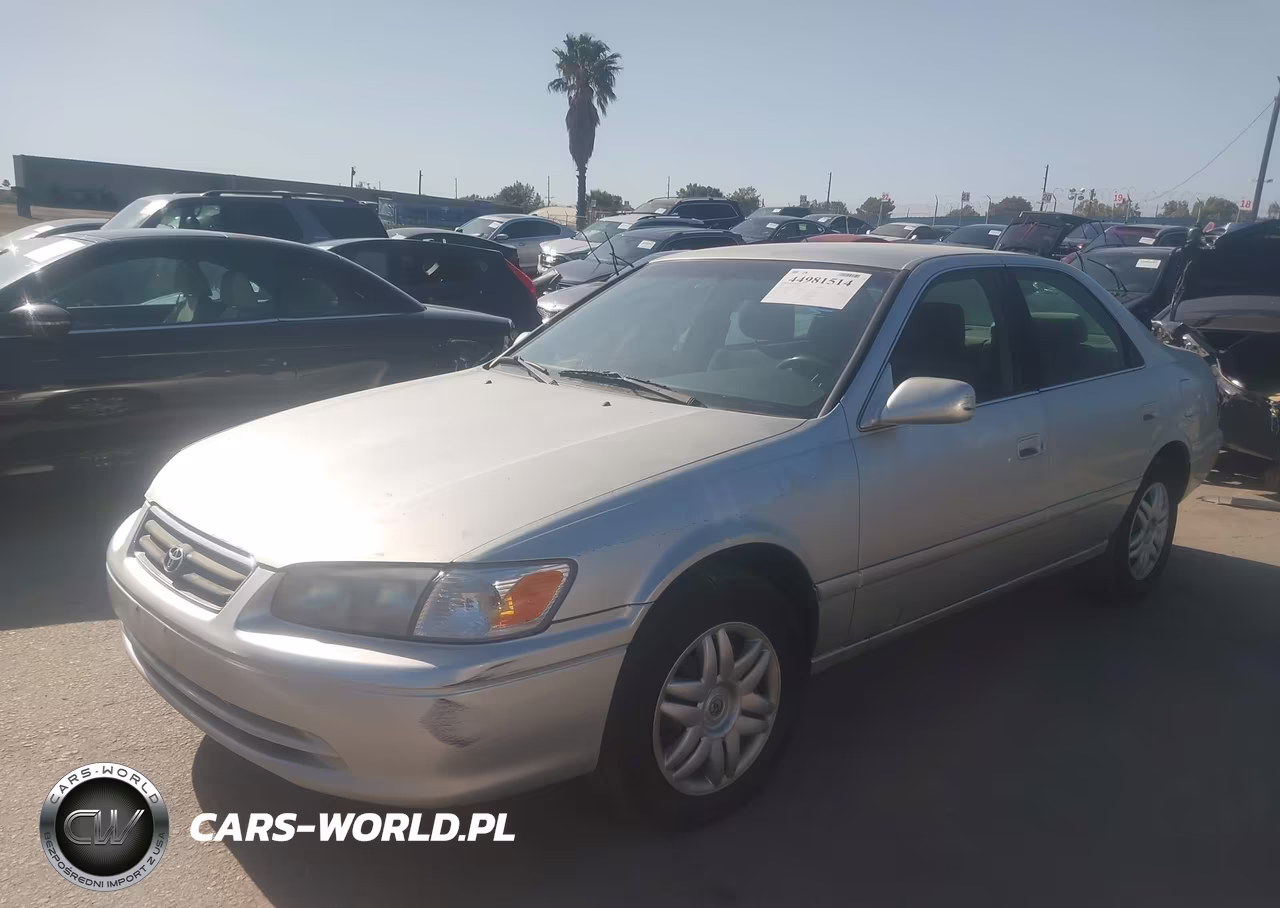 2000 Toyota Camry Le VIN:JT2BG22K1Y0505595 - 2