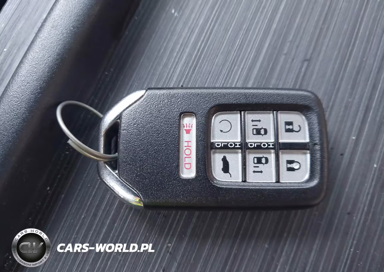 2020 Honda Odyssey Elite VIN:5FNRL6H9XLB054321 - 11