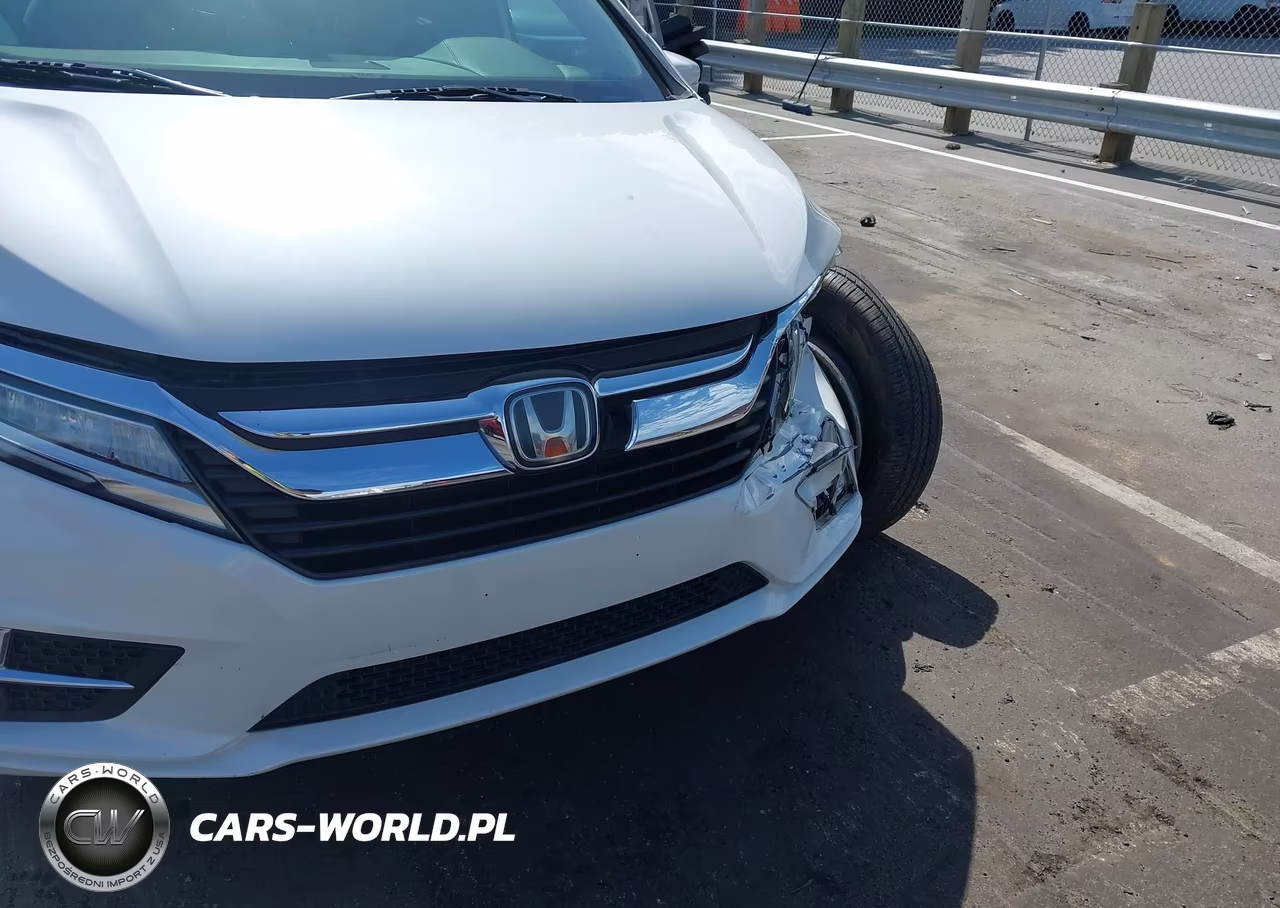 2020 Honda Odyssey Elite VIN:5FNRL6H9XLB054321 - 6