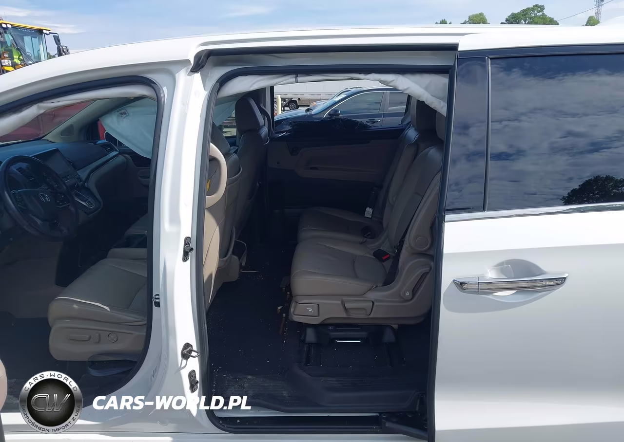 2020 Honda Odyssey Elite VIN:5FNRL6H9XLB054321 - 8
