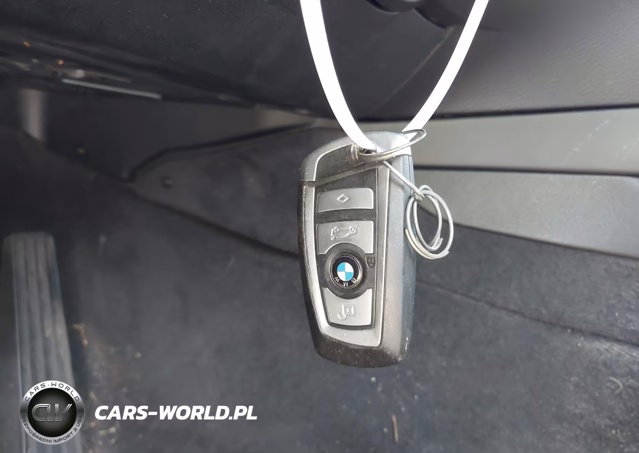 2012 BMW 750I VIN:WBAKA8C57CDS99587 - 11