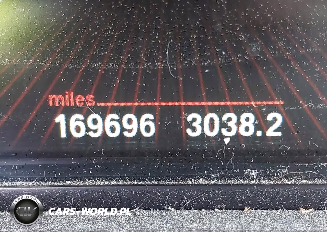 2012 BMW 750I VIN:WBAKA8C57CDS99587 - 12