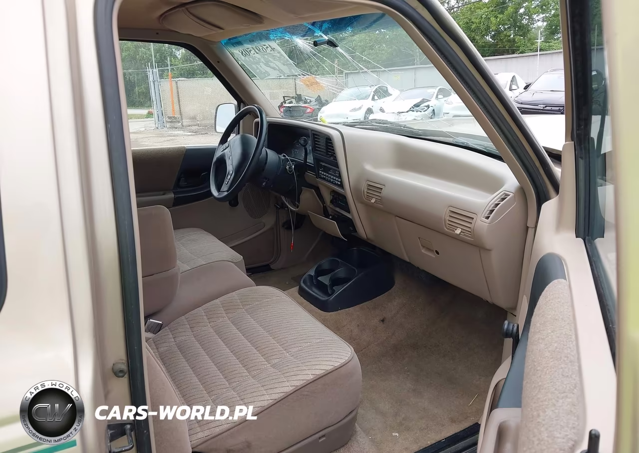 1994 Ford Ranger Super Cab VIN:1FTCR14X3RPC58811 - 5
