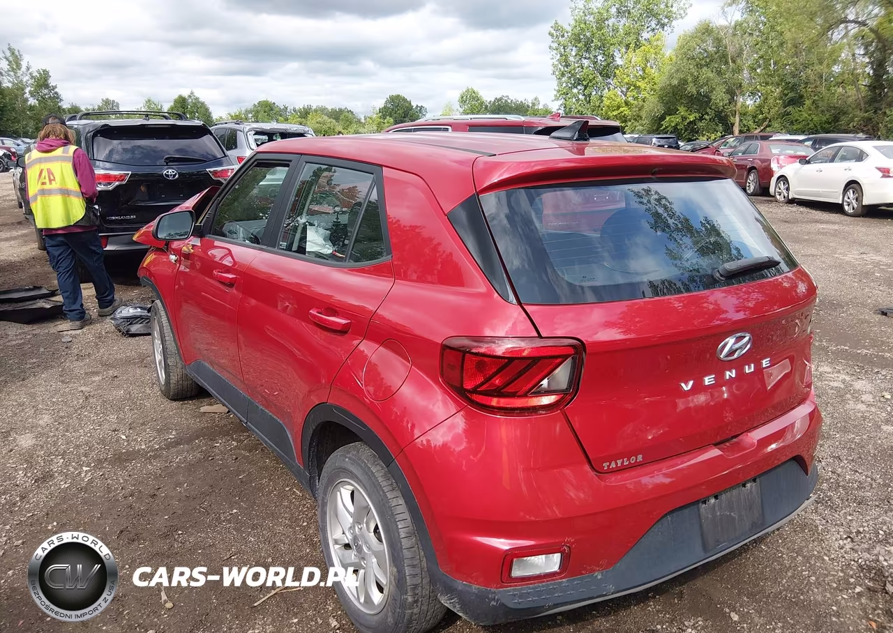 2022 Hyundai Venue Se VIN:KMHRB8A3XNU148676 - 3
