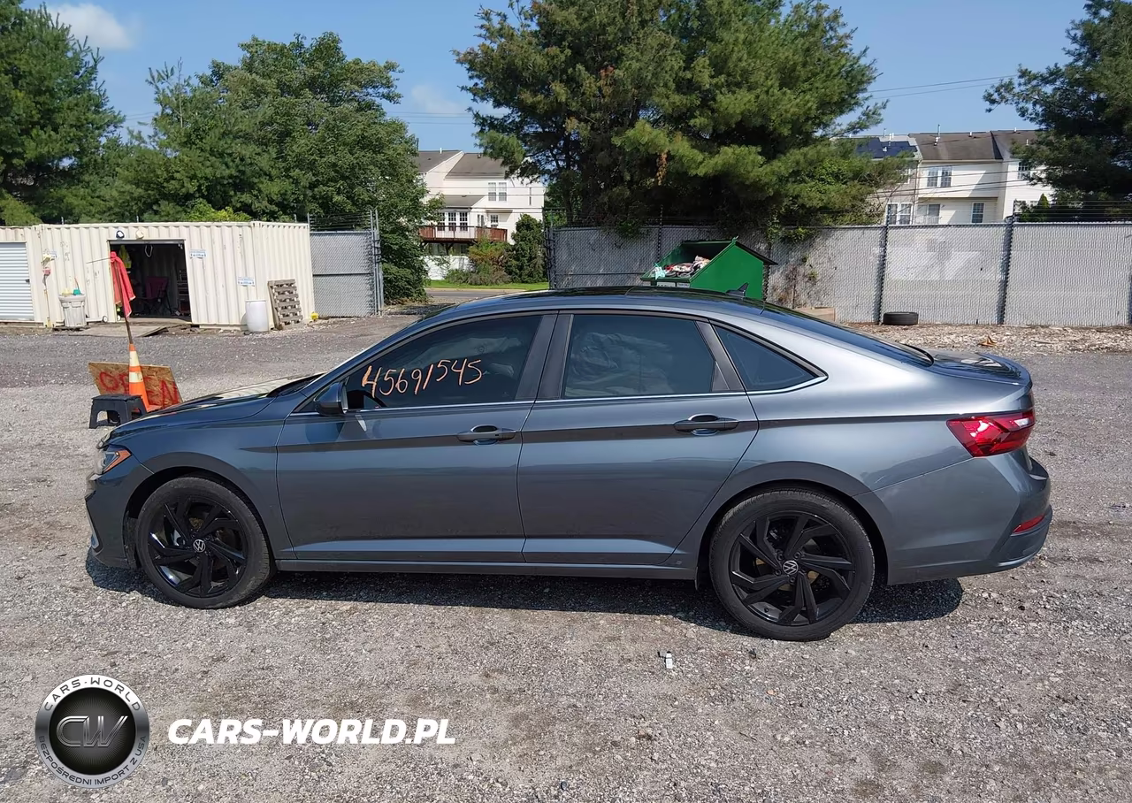 2025 Volkswagen Jetta 1.5T Se VIN:3VW7X7BU2SM007631 - 13