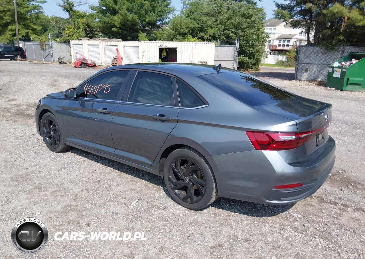 2025 Volkswagen Jetta 1.5T Se VIN:3VW7X7BU2SM007631 - 3