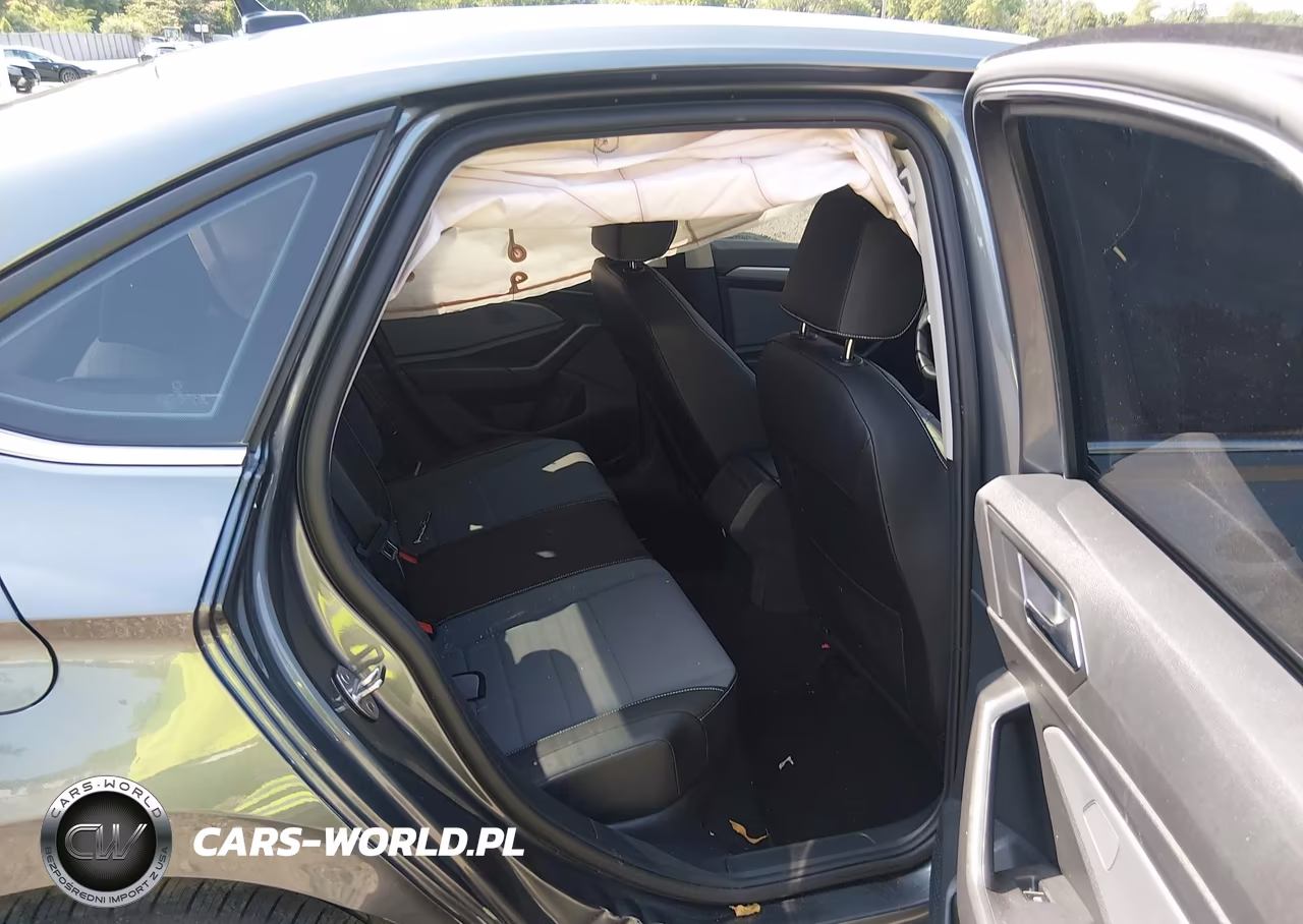 2025 Volkswagen Jetta 1.5T Se VIN:3VW7X7BU2SM007631 - 8