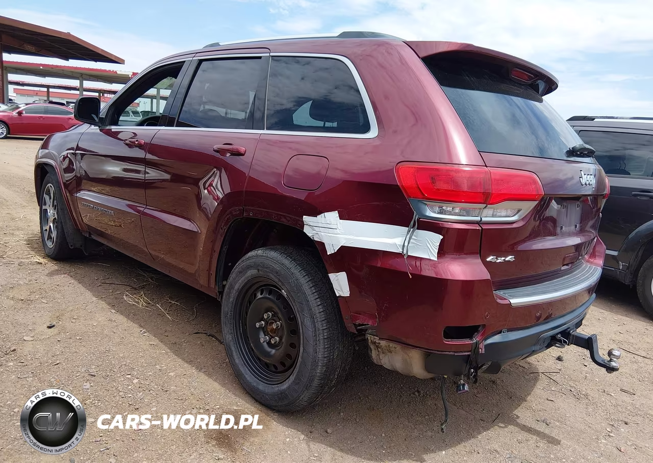 2018 Jeep Grand Cherokee Sterling Edition 4X4 VIN:1C4RJFBT4JC284666 - 3