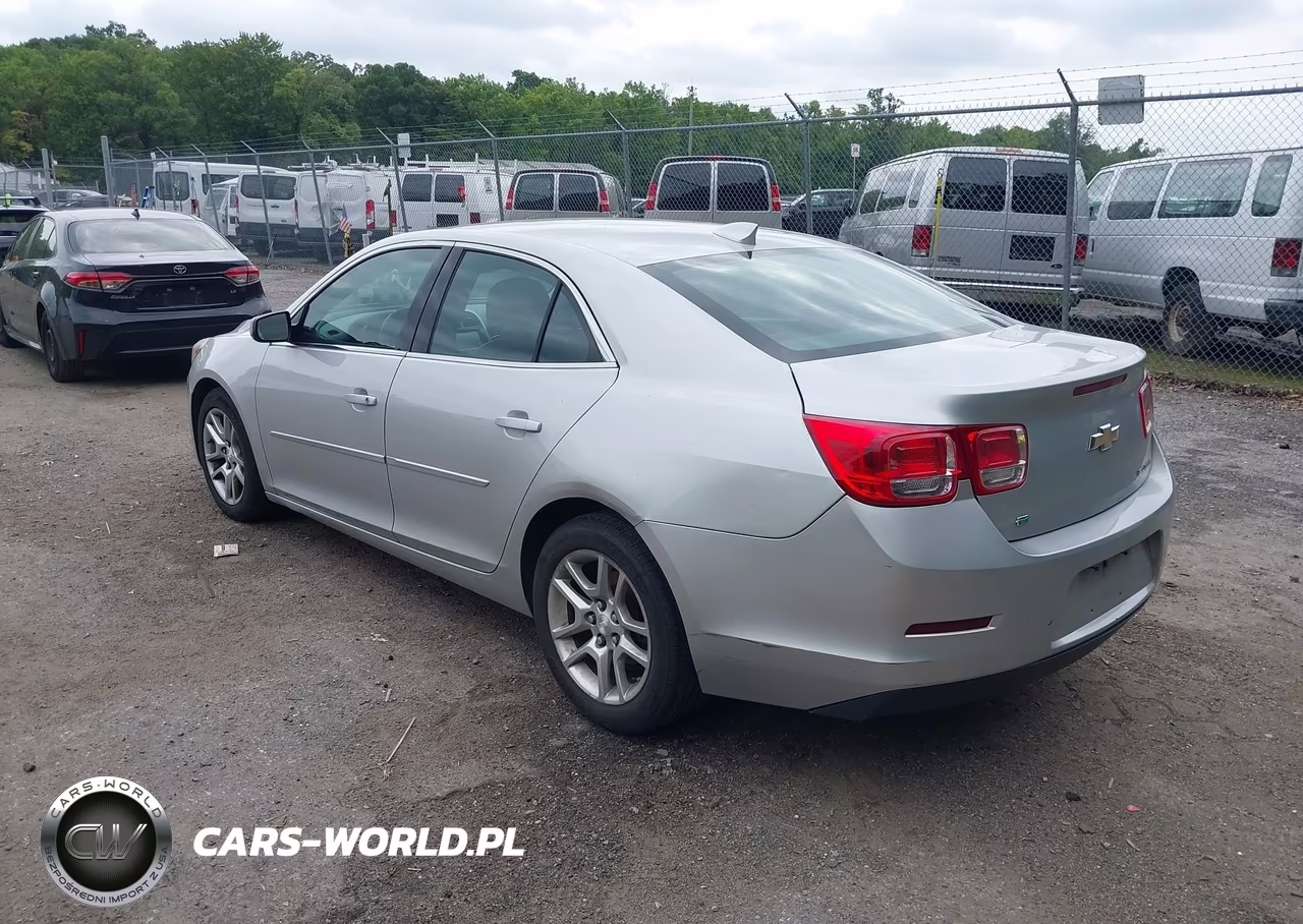2015 Chevrolet Malibu 1Lt VIN:1G11C5SL0FF303021 - 3