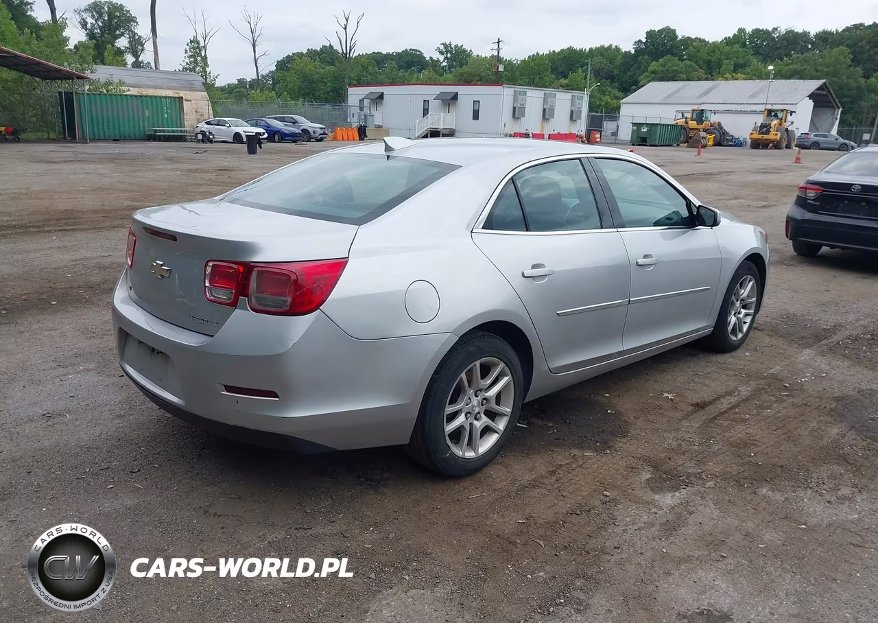 2015 Chevrolet Malibu 1Lt VIN:1G11C5SL0FF303021 - 4