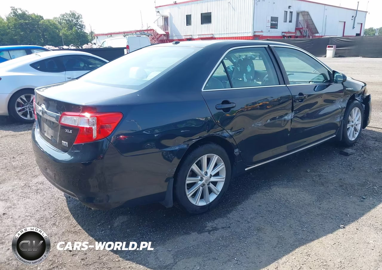 2014 Toyota Camry Hybrid Xle VIN:4T1BD1FK5EU102773 - 4