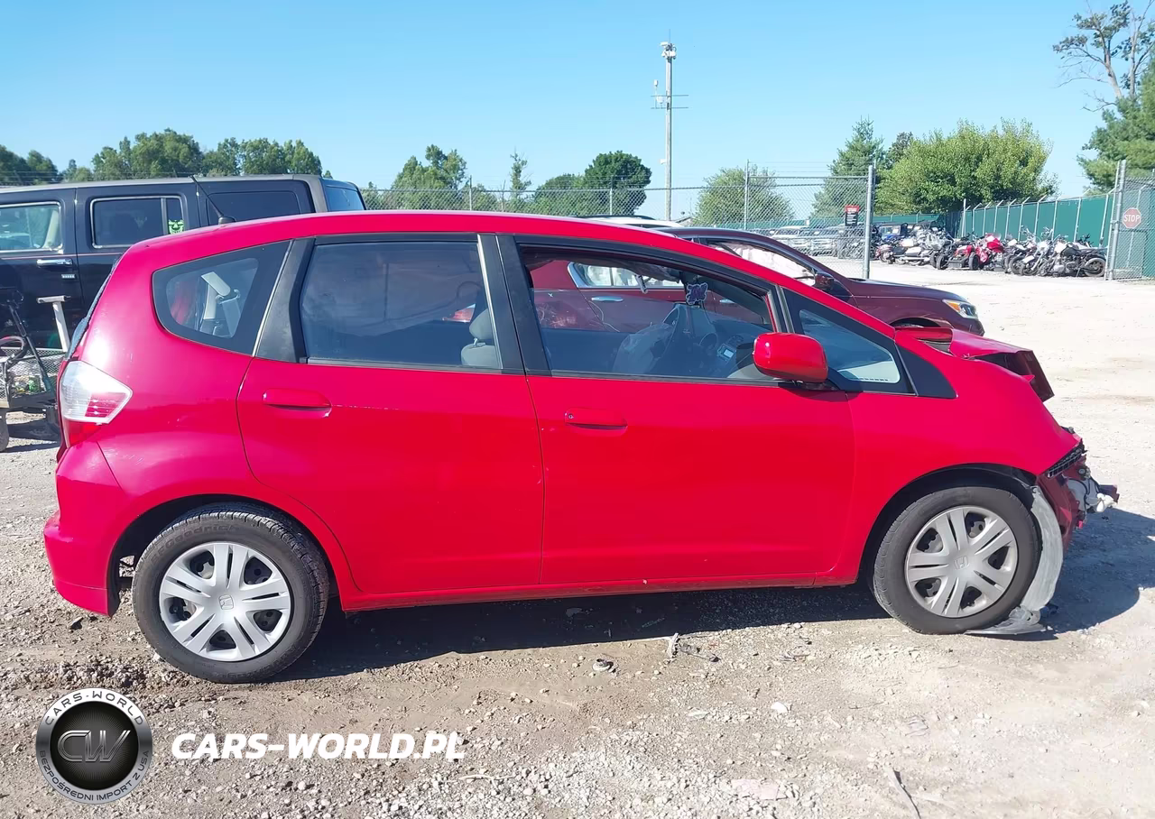 2009 Honda Fit VIN:JHMGE88279C002584 - 13
