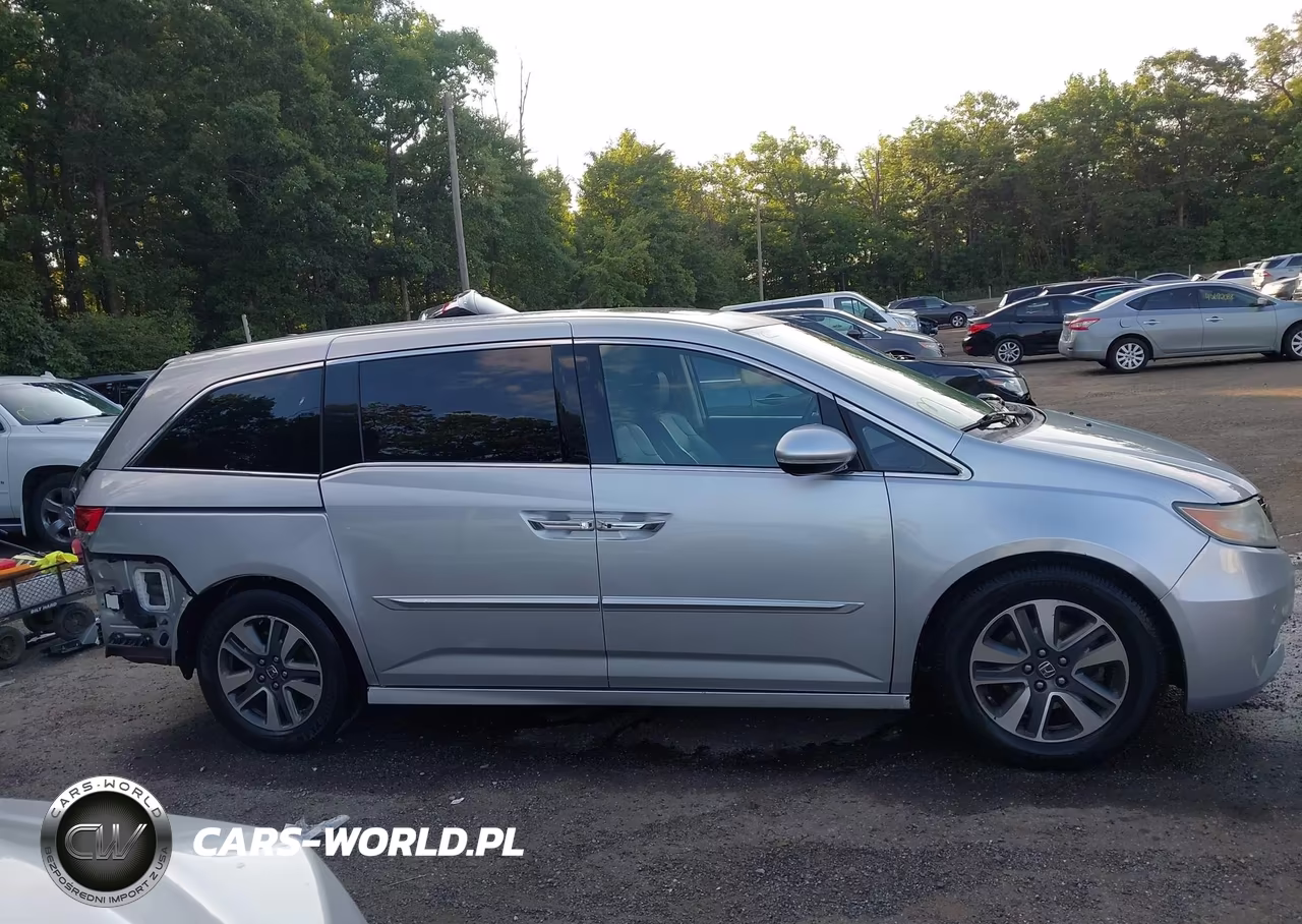 2015 Honda Odyssey Touring-Touring Elite VIN:5FNRL5H91FB094088 - 14