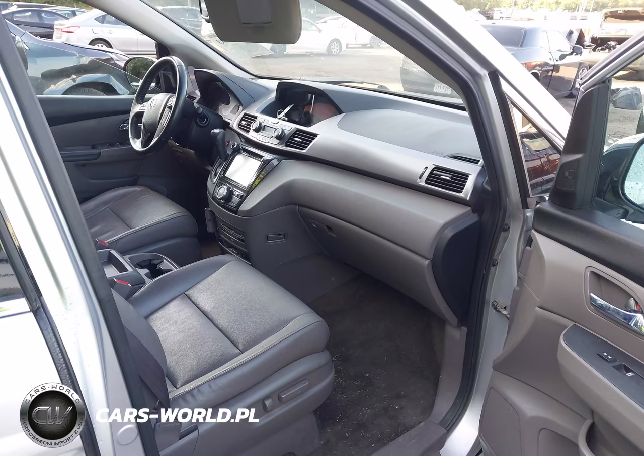 2015 Honda Odyssey Touring-Touring Elite VIN:5FNRL5H91FB094088 - 5