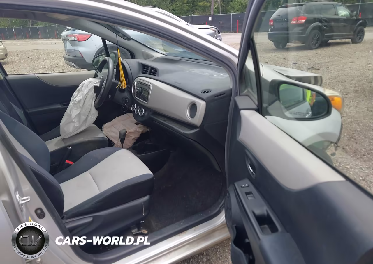 2014 Toyota Yaris Le (Tmc-Cbu Plant) VIN:JTDKTUD31ED577180 - 5